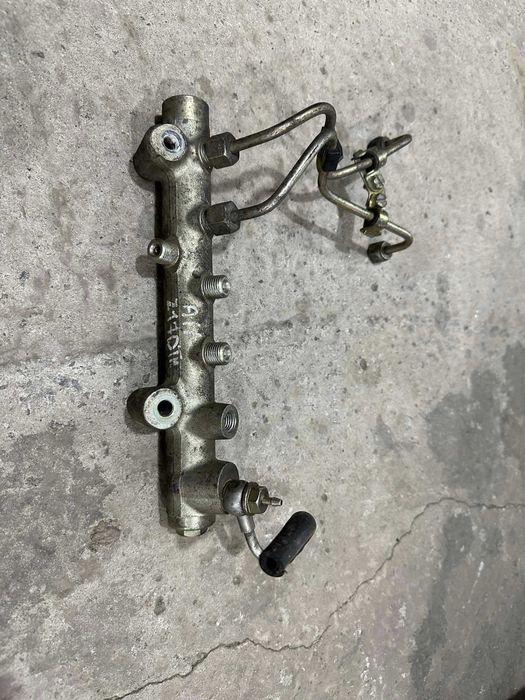 Топливная рейка рампа 1.7cdti bosch opel astra h 04-14 0445214094