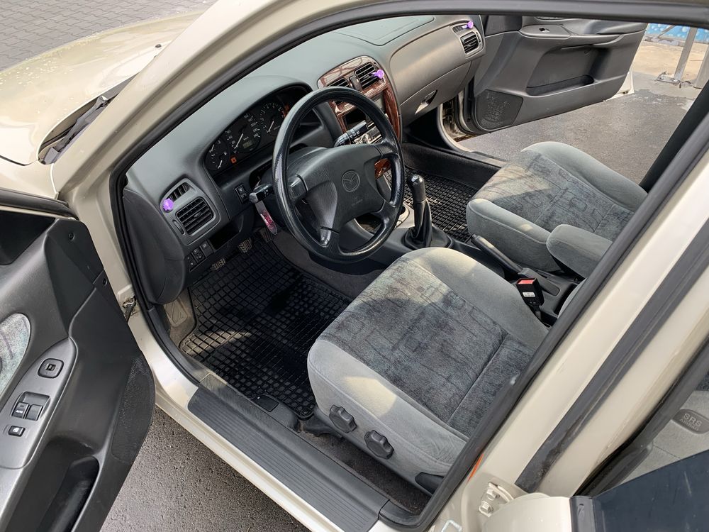 Mazda 626 1.8 benz