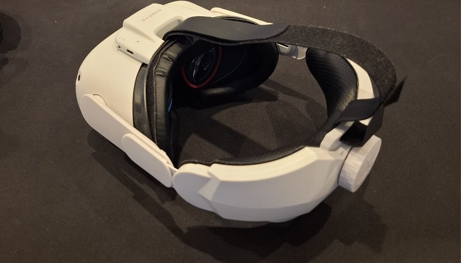 Sprzedam Oculus Quest 2 Gogle VR
