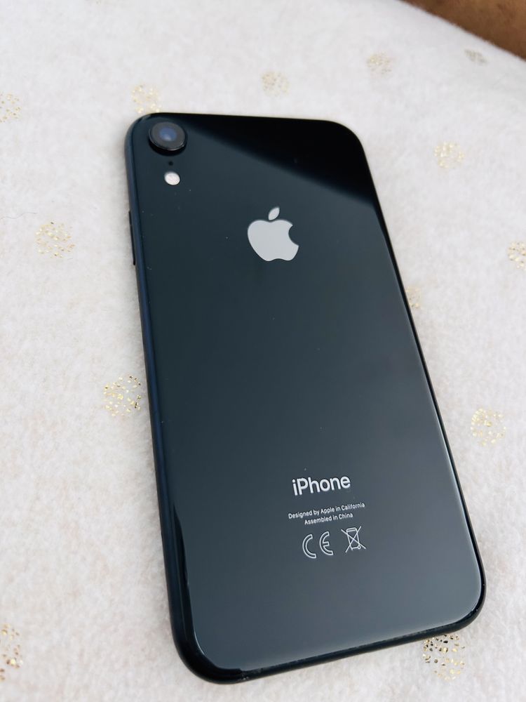 iPhone XR 64gb desbloqueado de operador