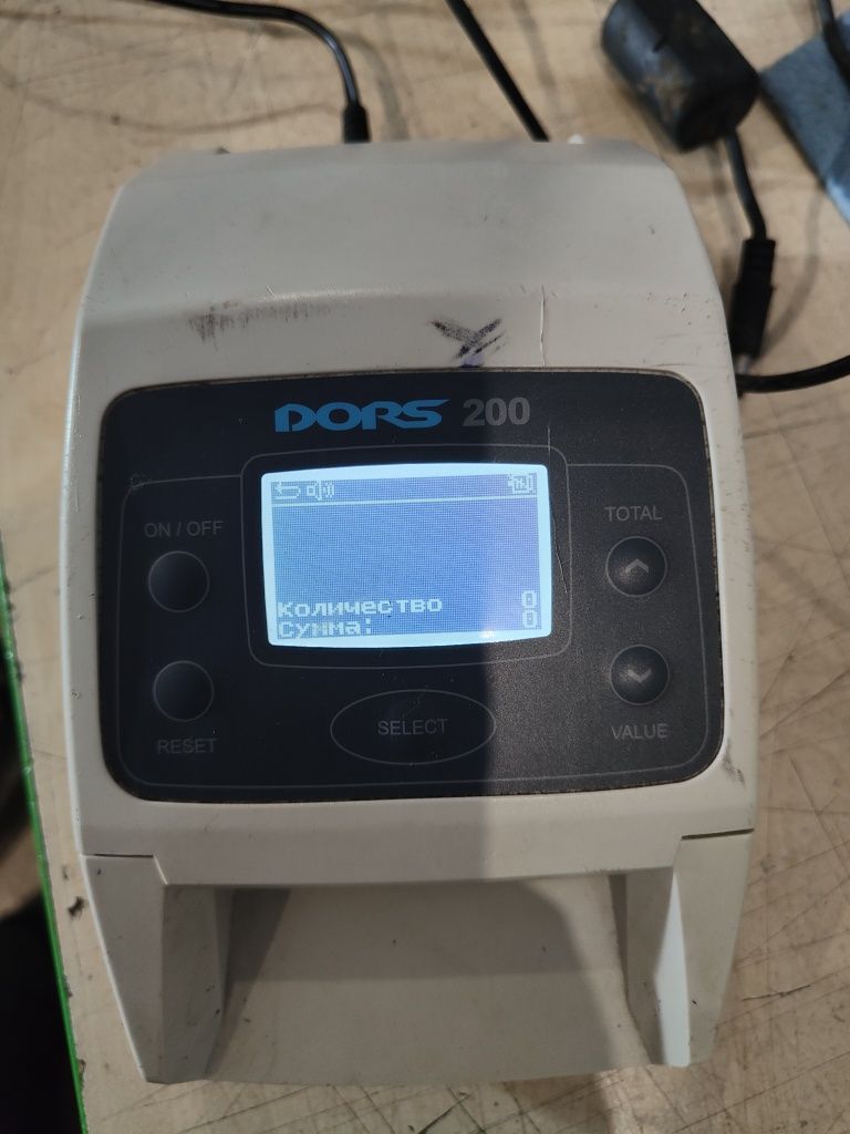 Dors 200, Детектор валют