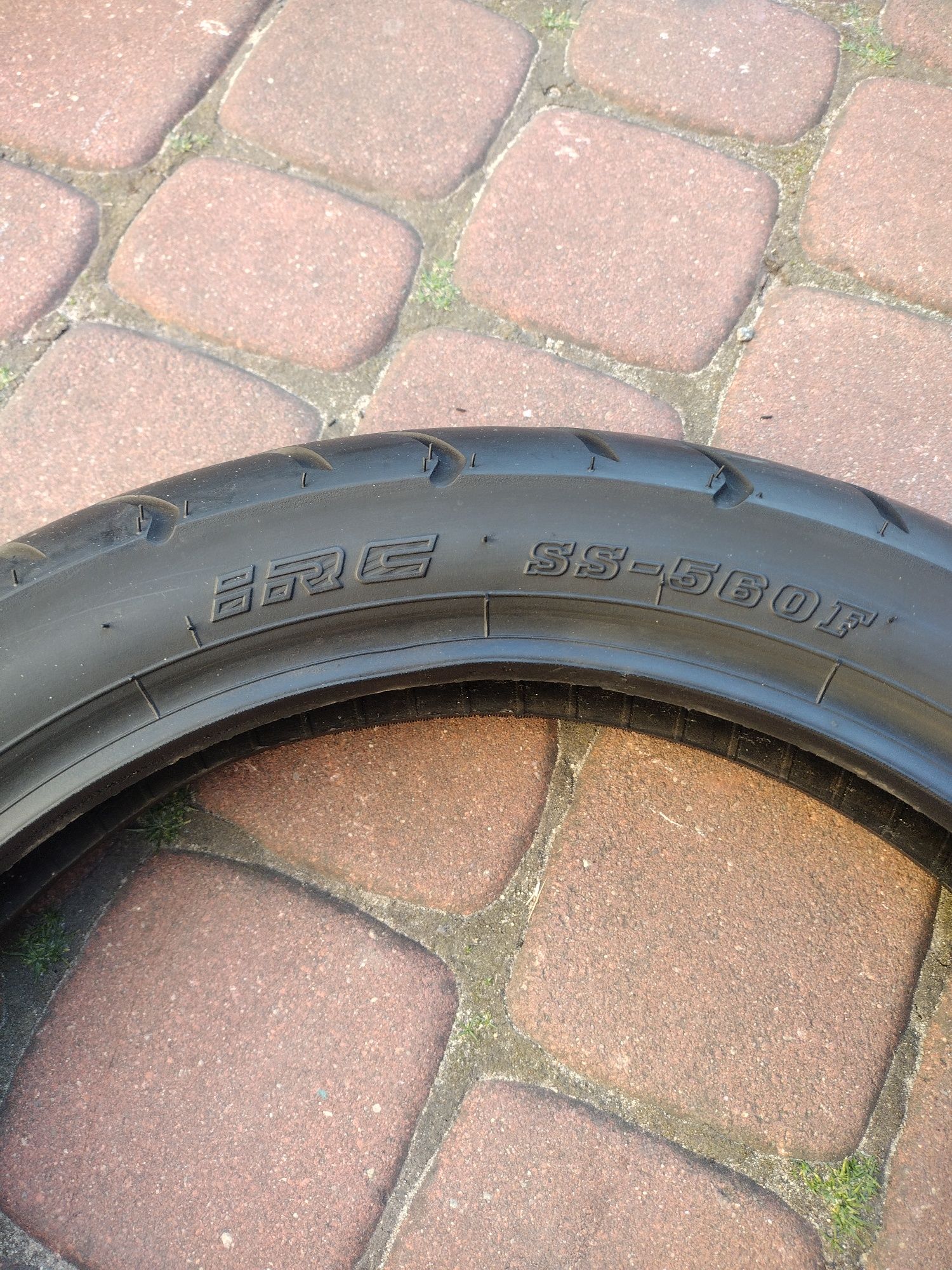 1x Opona motocyklowa 90/90R14