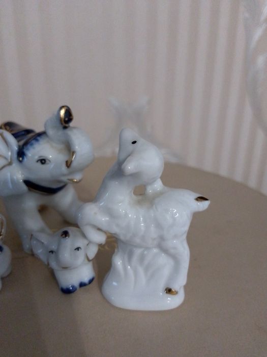 Фигурки животных.