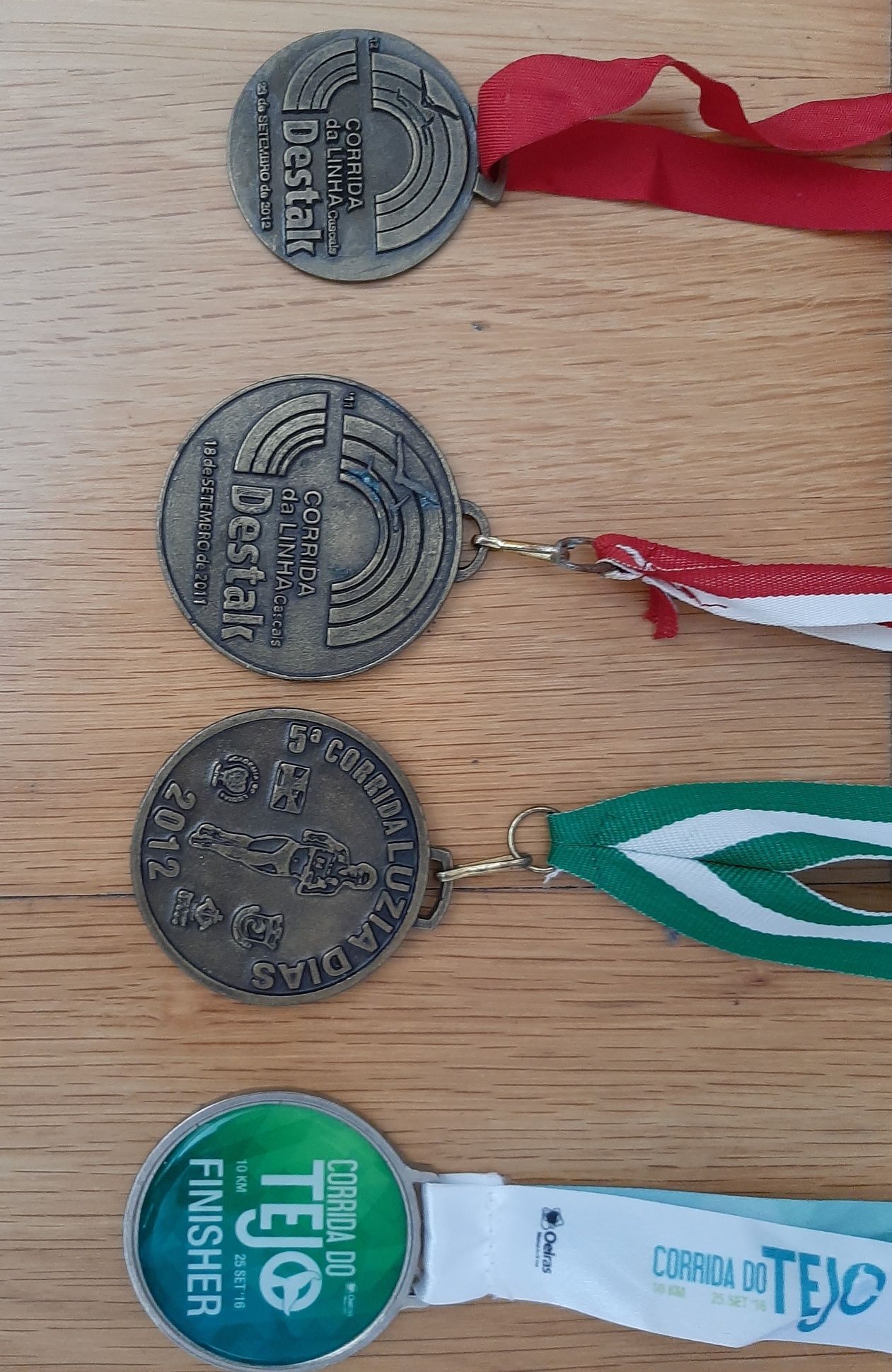 Medalhas  de provas desportivas -corridas, maratonas