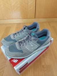 New Balance cinzentos