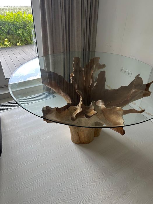 Luksusowy stół okrągły MILOO HOME 150 cm – elegancja i prestiż