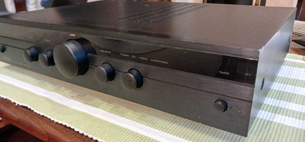 Підсилювач Ariston AX 910