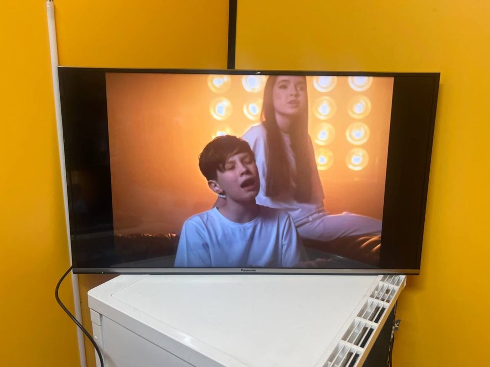 Телевізор Panasonic LED TV TX40DSN638 3D T2 Wi-Fi Smart