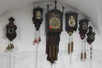 годинники настінні антикварні