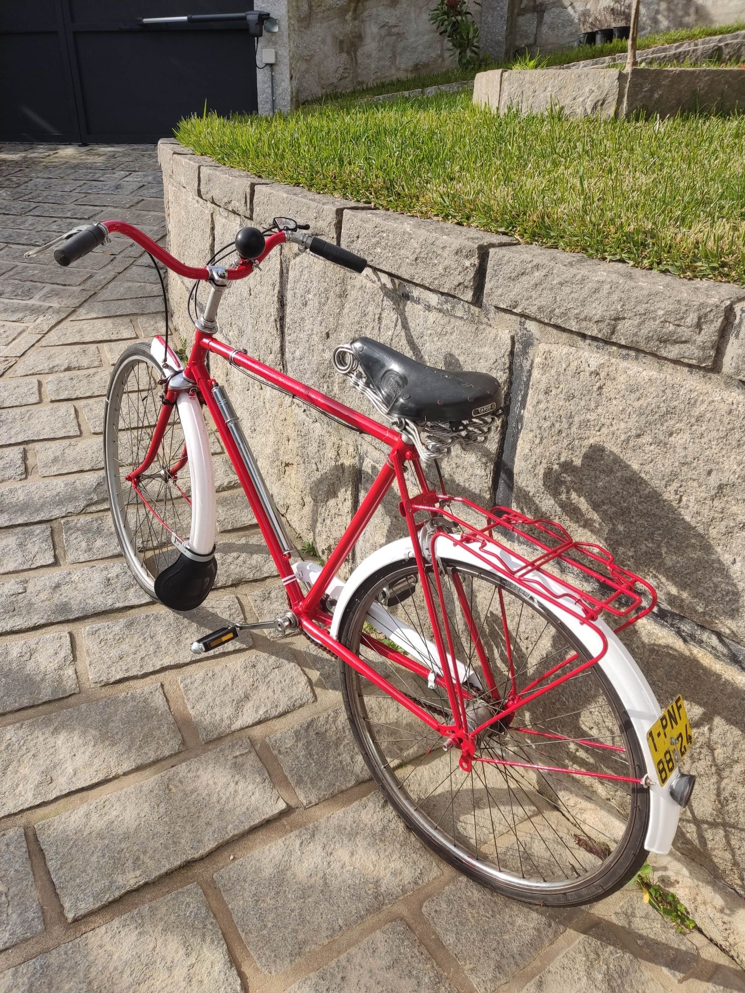 Bicicleta  pasteleira roda 26