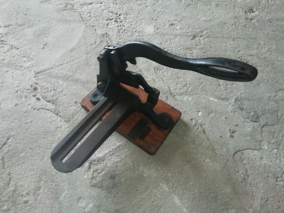 Máquina Gráfica corte Lâminas