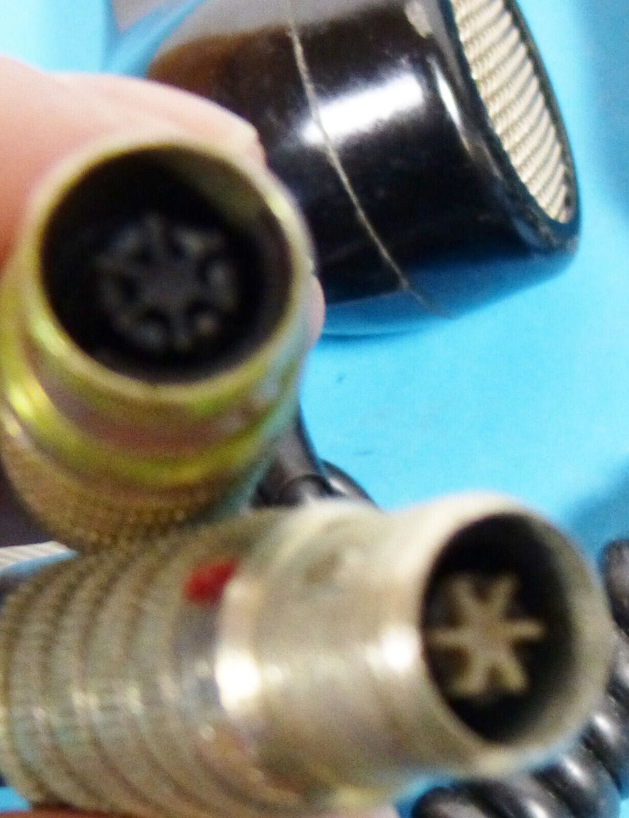 3 Auscultadores de telefones antigos , de uso militar