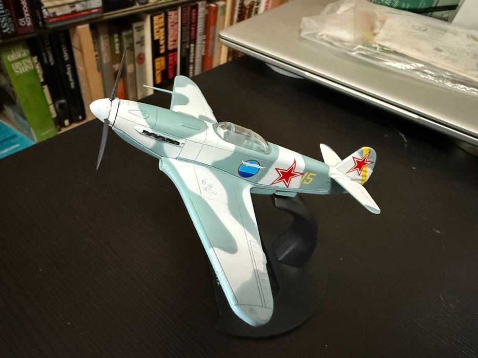 Yakovlev Yak-3 - 1943 - 1:72 - World War II Planes - União Soviética