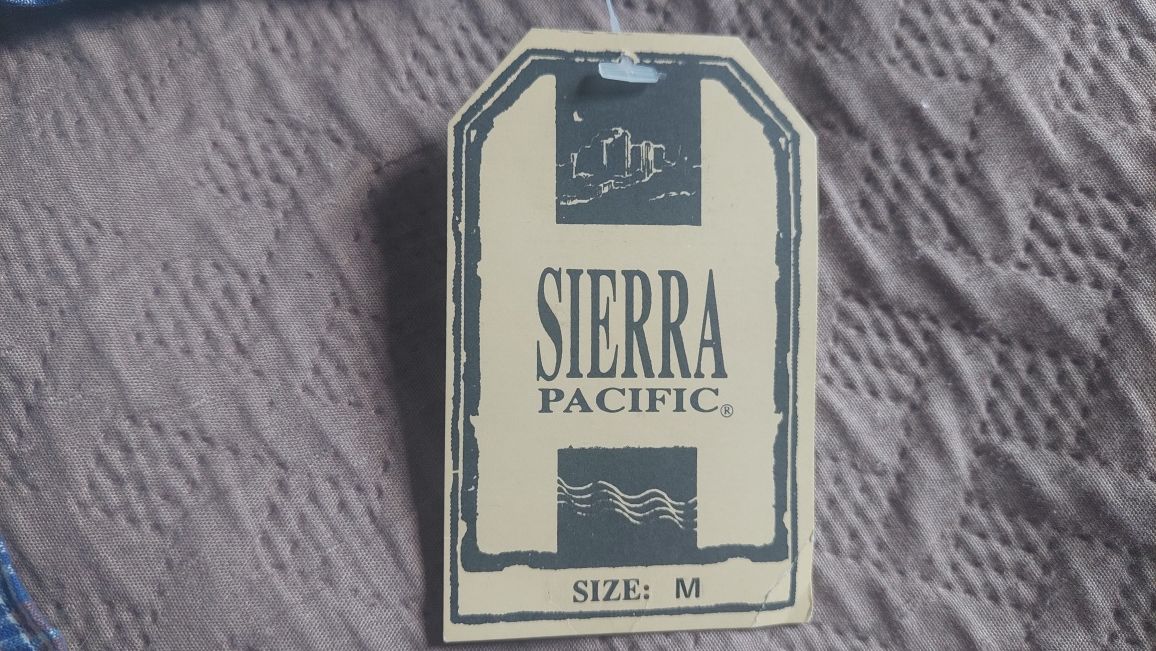Летняя лёгкая рубашка Sierra Pacific. США