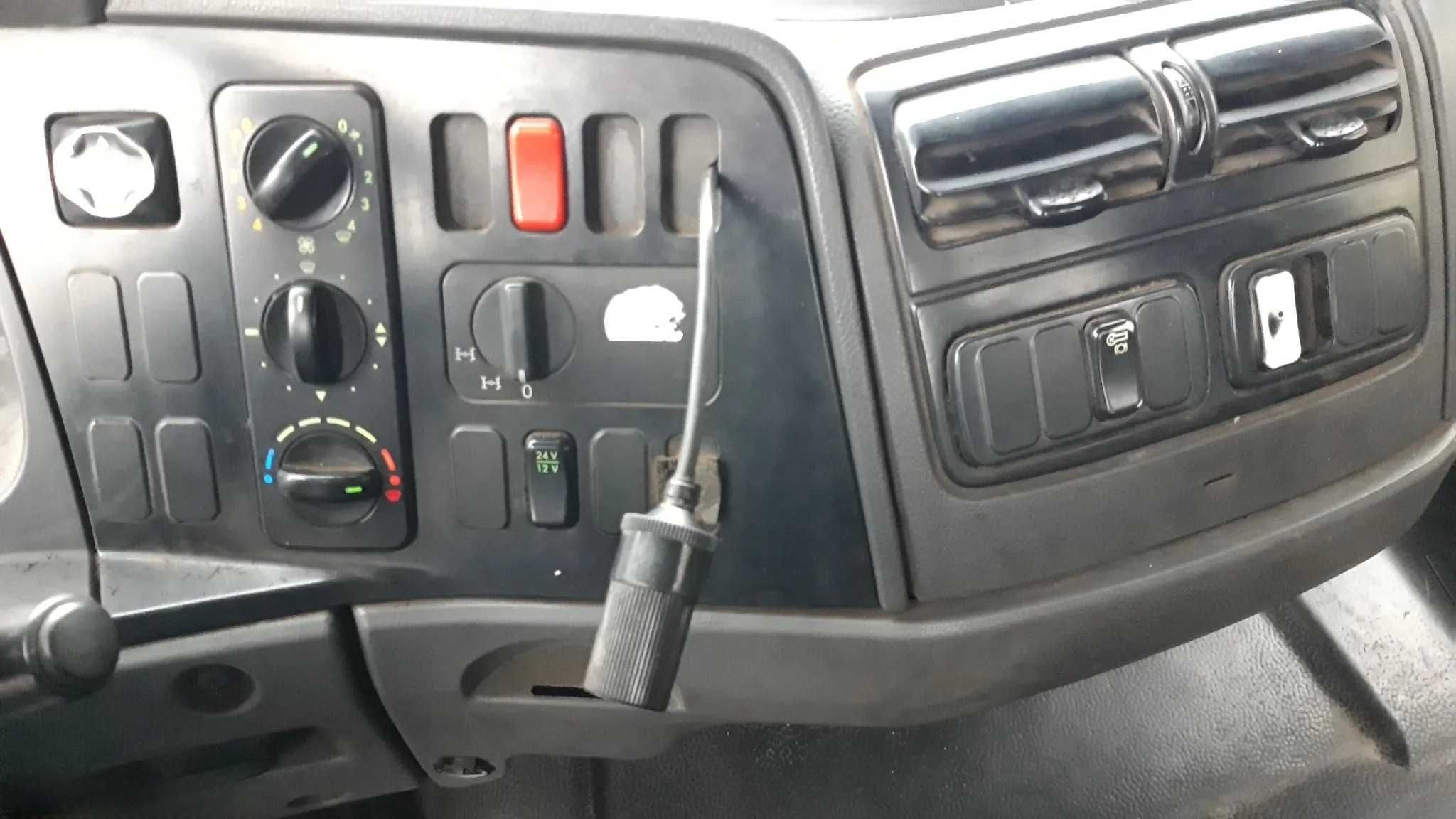 Шассі Mercedes-Benz Axor 2628 6x4 Actros під кран маніпулятор самоскид