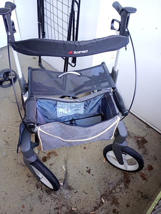 Balkonik używany stan jak na zdjęciach