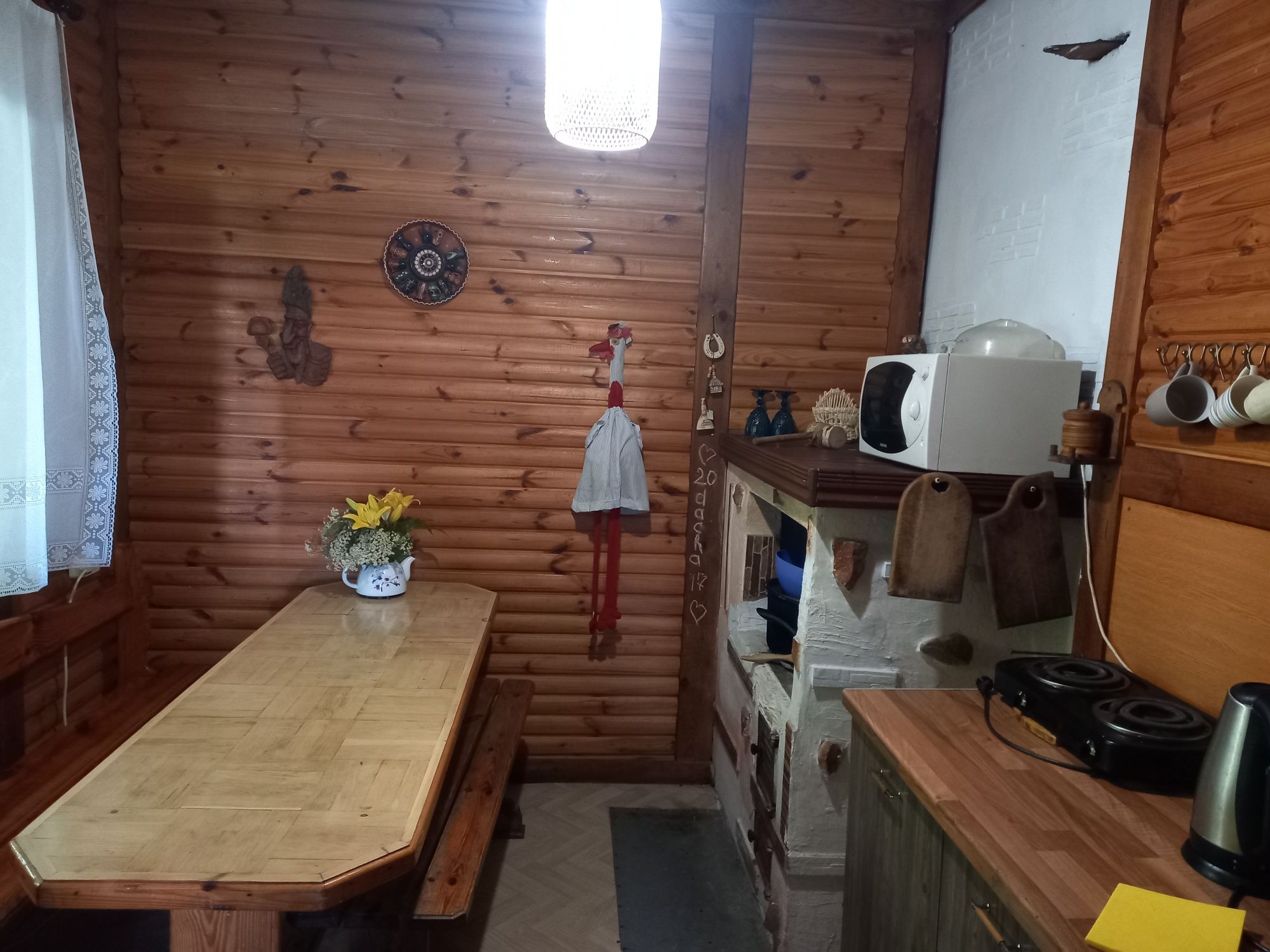 Здаю дім на березі річки подобово у Новгороді-Сіверському.