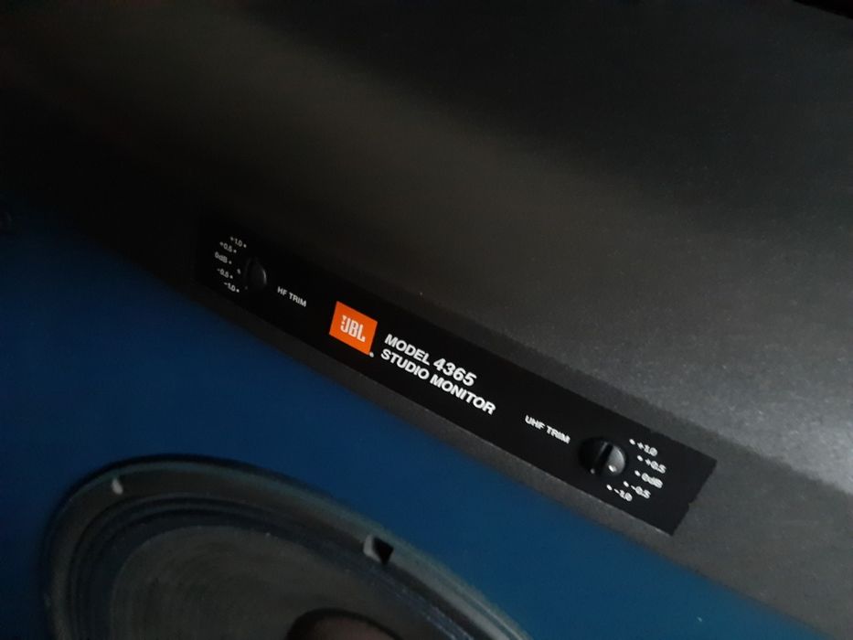 Kolumny głośnikowe  JBL 4365