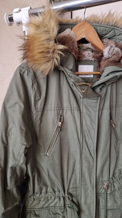 Жіночий теплий верхній одяг