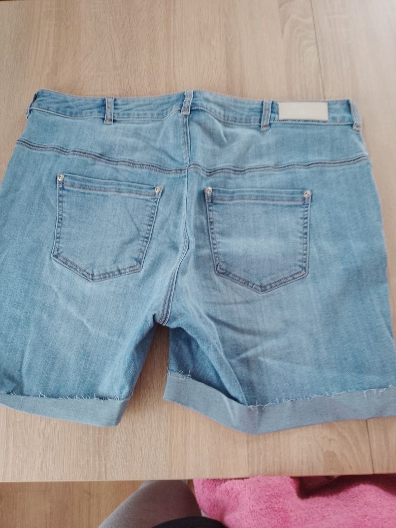Spodenki plus size