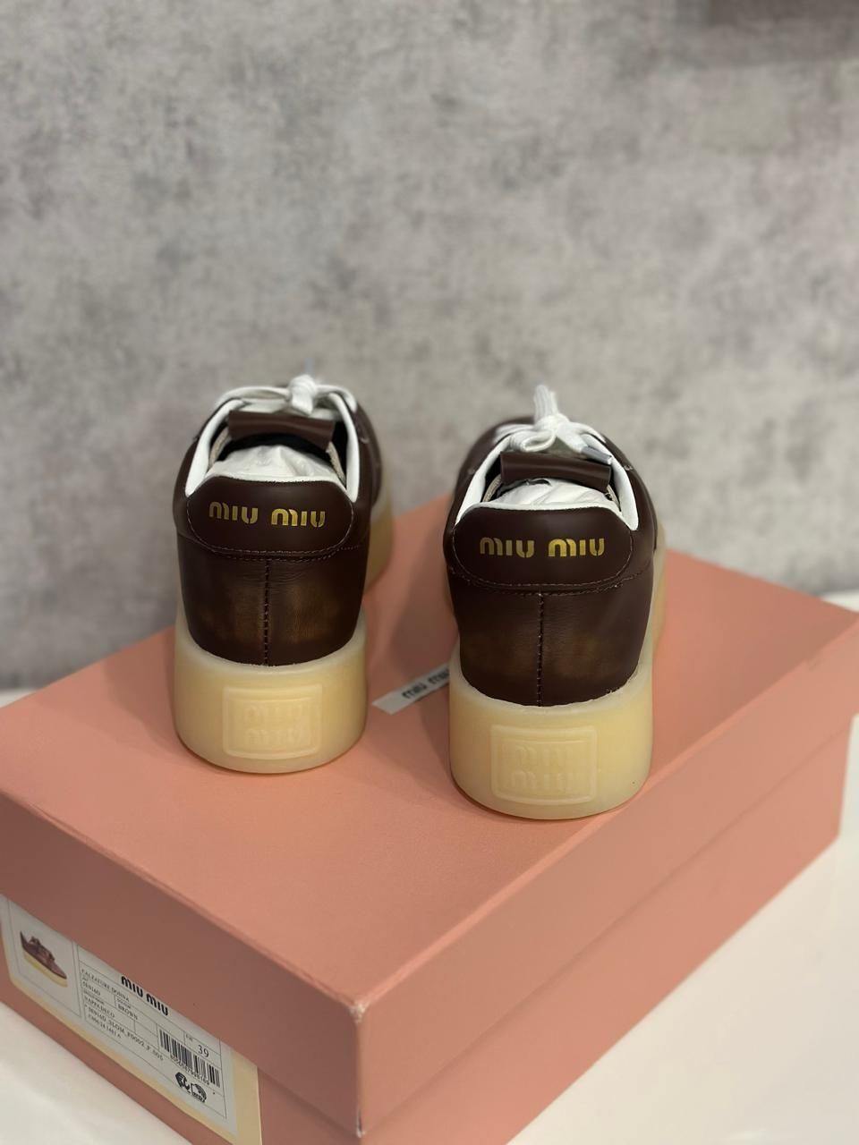 Кросівки шкіряні Miu Miu