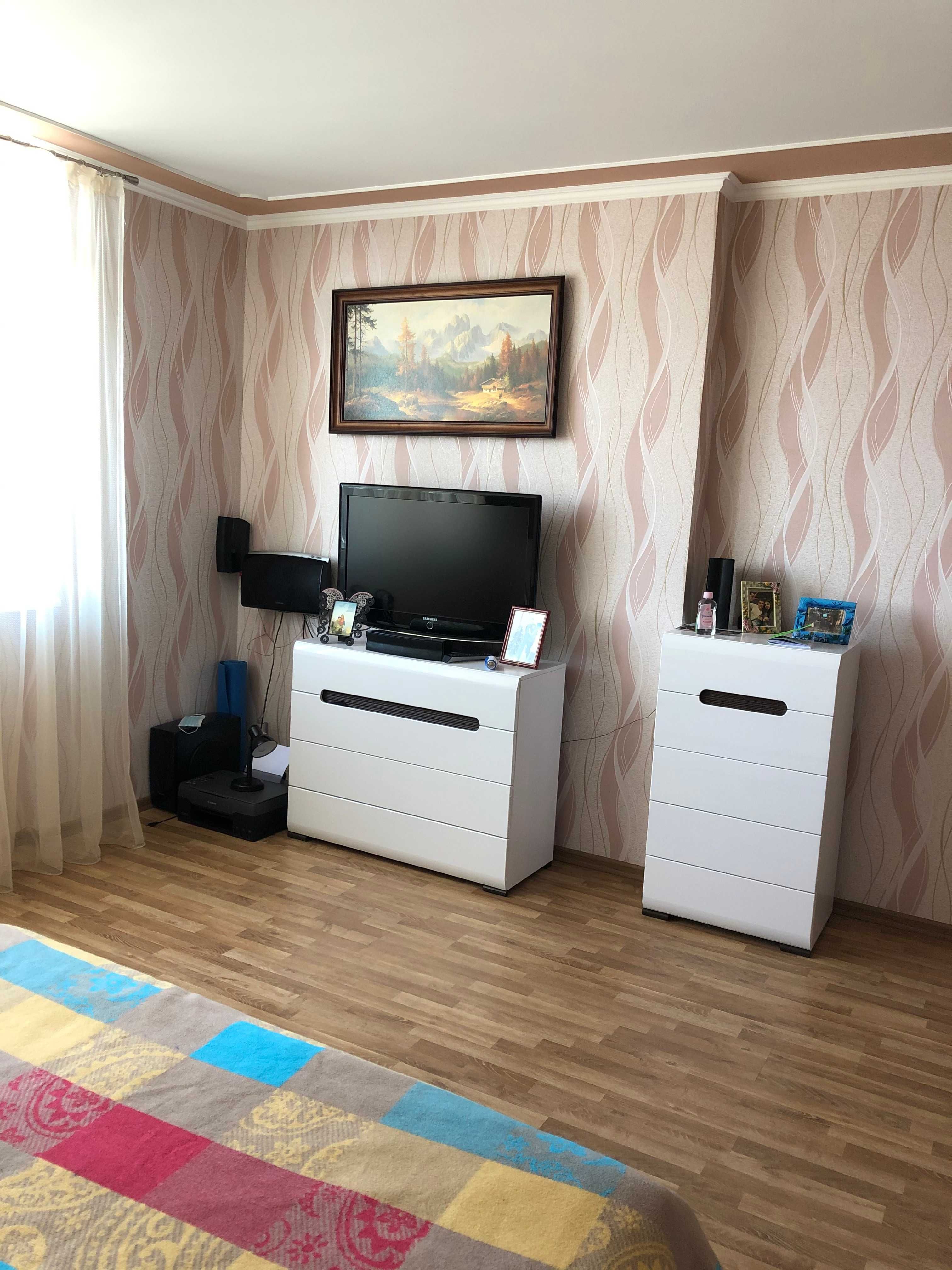 Продам 1 комнатную на Черемушках.
