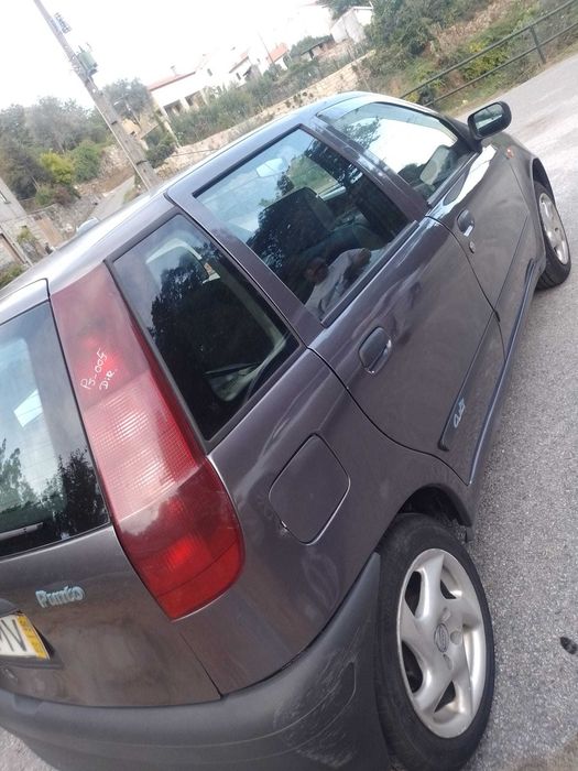 FIAT Punto 1999 - Bom estado