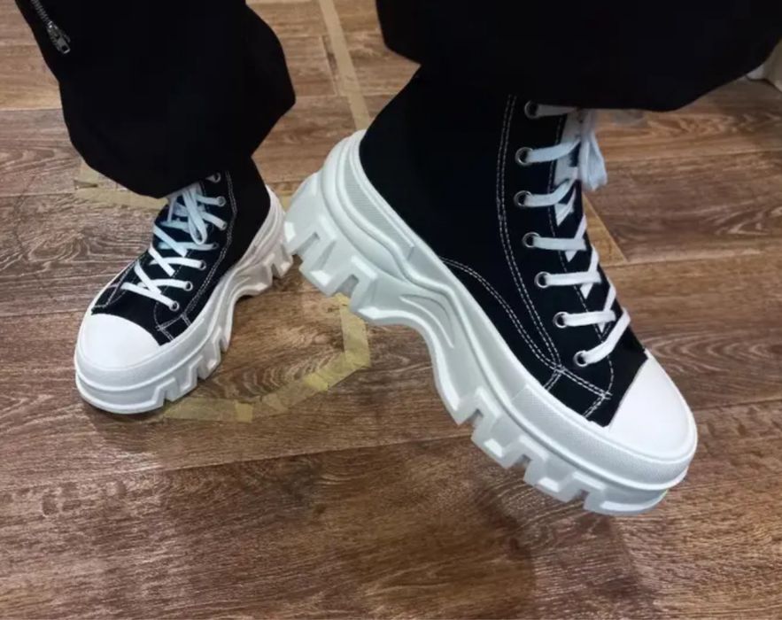 Теплые зимние кеды по типу Converse конверсы черно белые мех