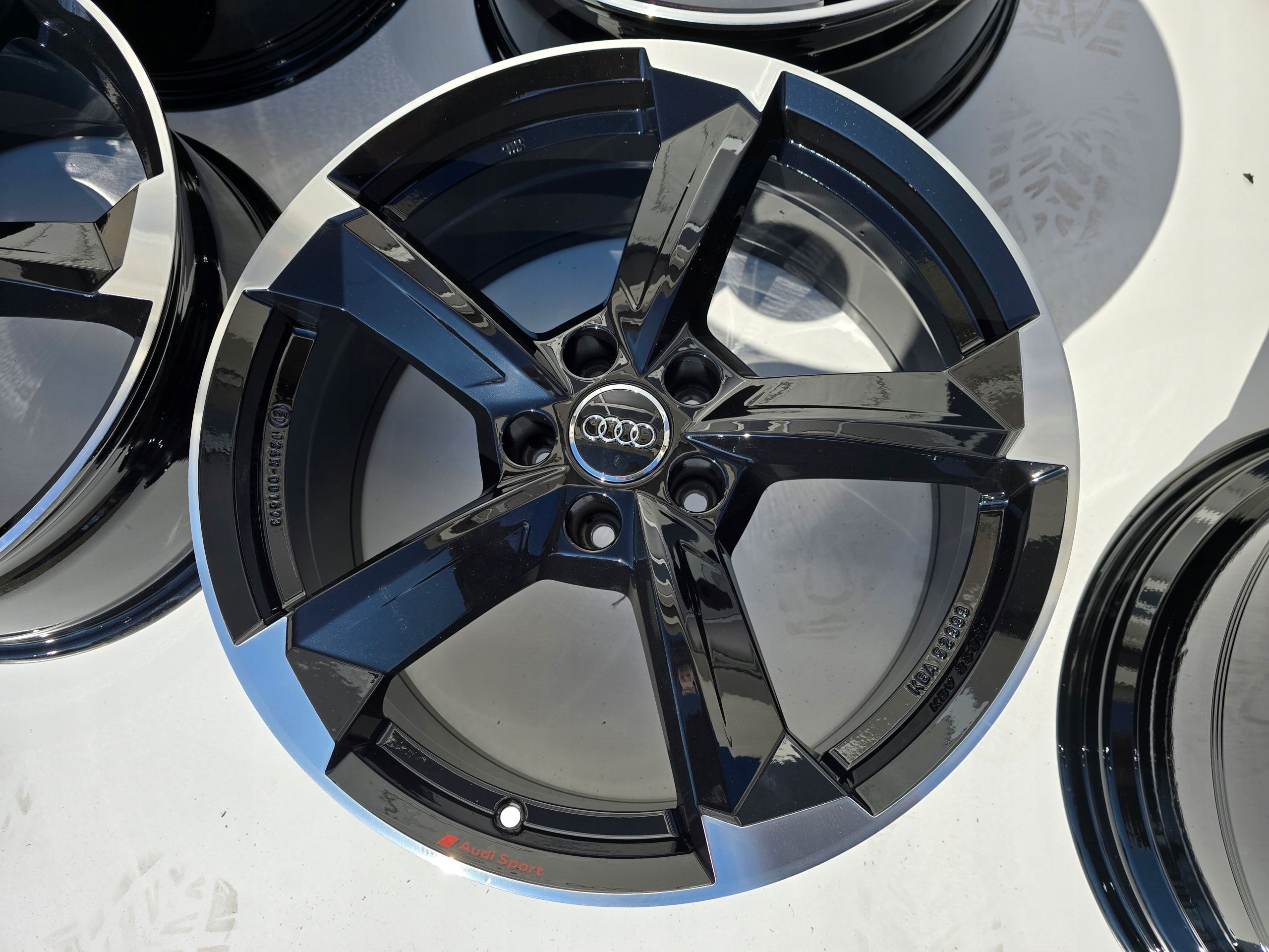 Audi A6 C7 C8 A7 A4 B8 B9 Q5 5x112 19'' ET32 8J 4X