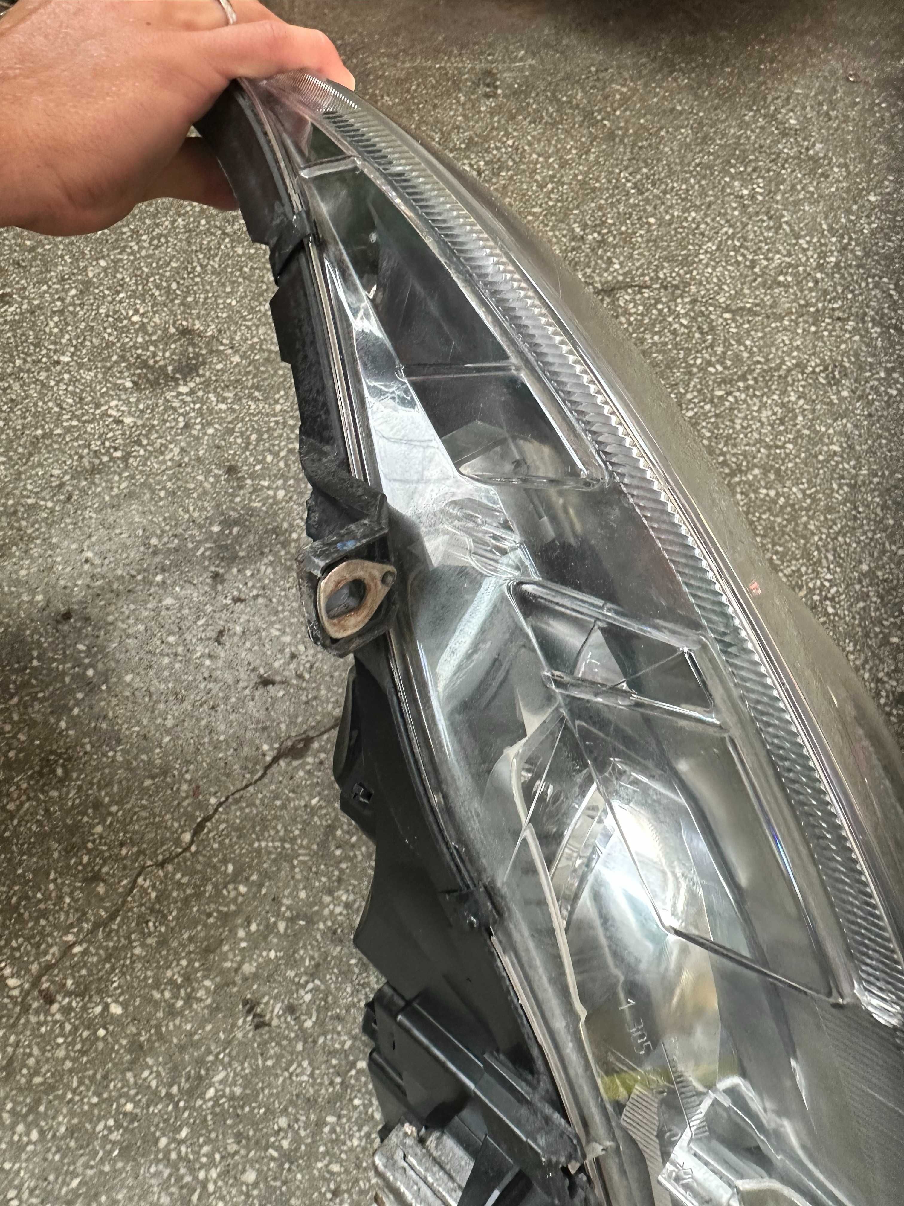 Mercedes A klasa W169 Reflektor lampa XENON cały kompletny PRAWY ŁADNY