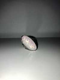 Duży pierścionek z iskrzącym oczkiem vintage hipnotyzujący srebrny