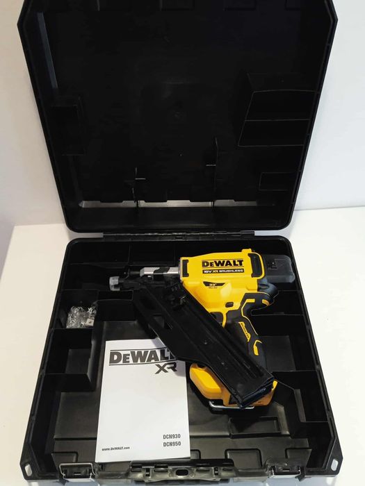 Gwoździarka DeWalt