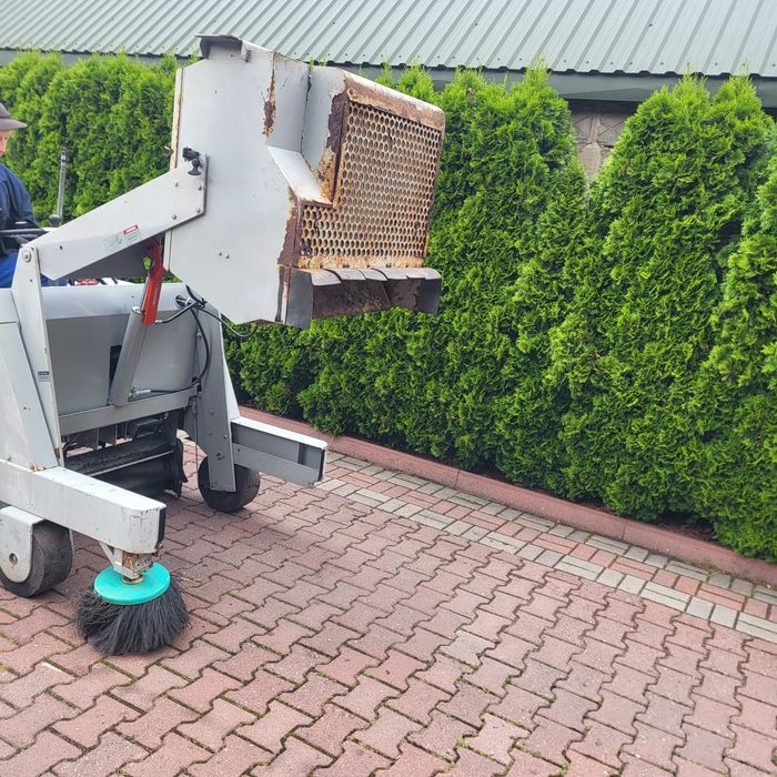 Zamiatarka Clarke Amerikan Lincoln 6100