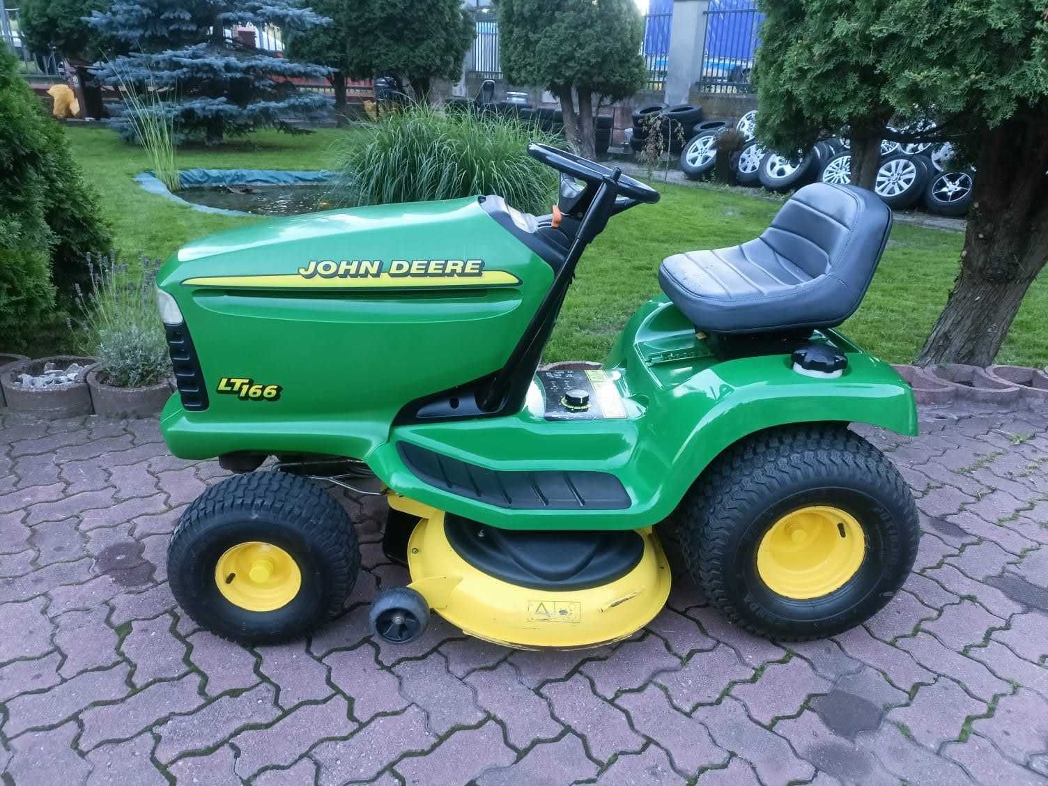 Traktorek kosiarka John Deere LT166 16KM hydrostat pompa mulczer 2 cyl