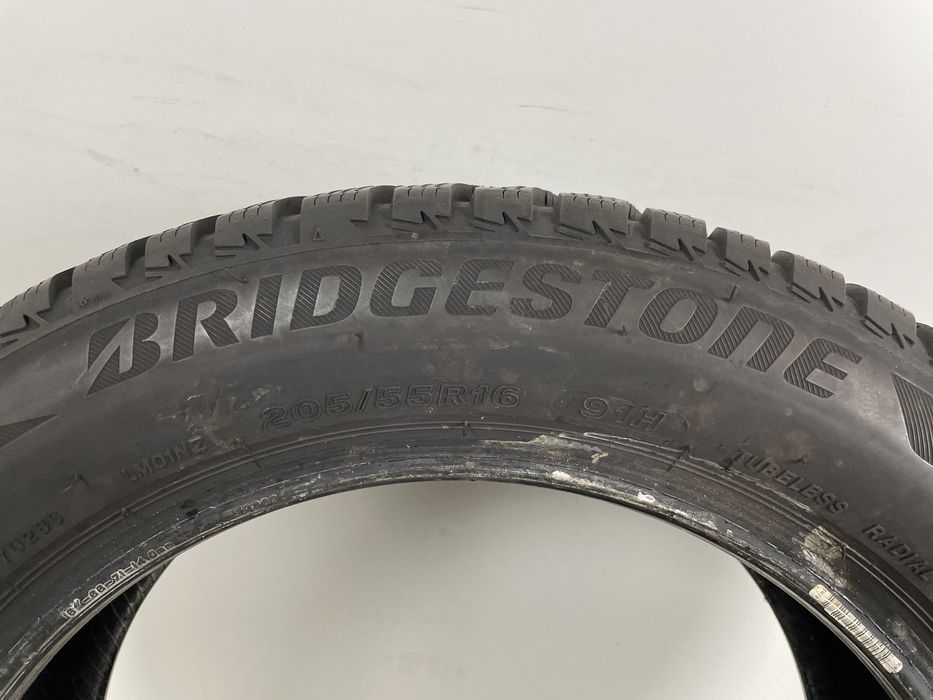 205/55R16 91H Bridgestone Blizzak LM001 EVO