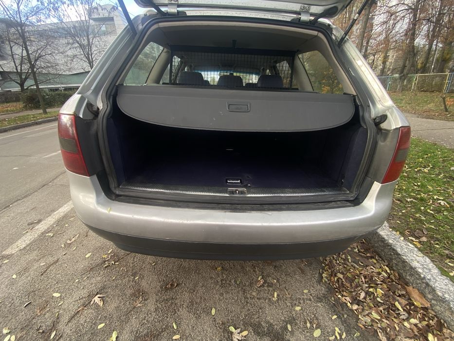 Ауди а6 2.5 1999