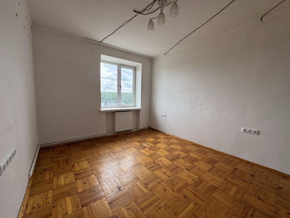 Продається 4 кім квартира і/о, підходить під єВідновлення