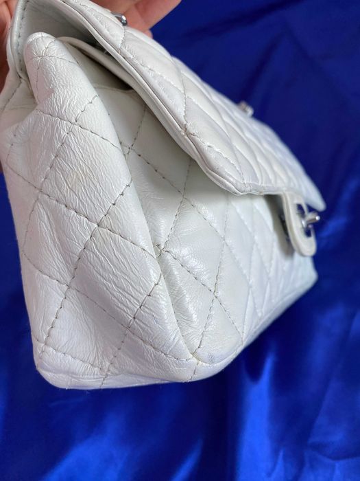Chanel Vintage Black кожаная сумка белая женская оригинал с нюансом