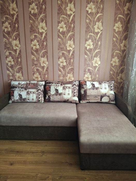 Продам новий диван
