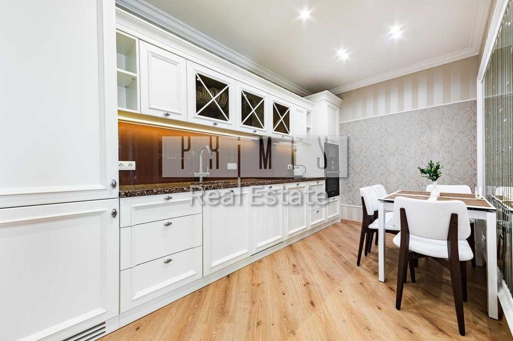 Продаж 3к квартири, ЖК Володимирський, вул. Антоновича (Горького) 109