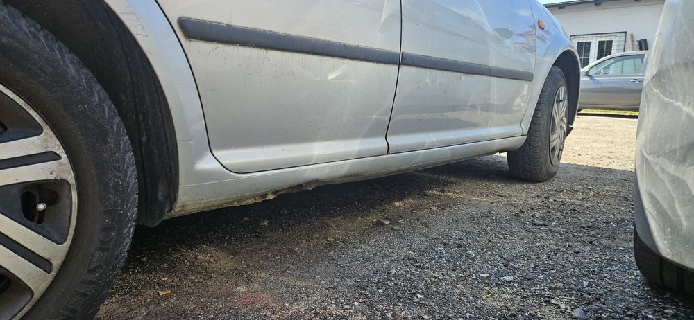 Volkswagen Golf IV 1.4 16v benzyna 4lata w PL uszkodzona skrzynia