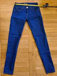 Cienkie niebieskie jeansy rozmiar S