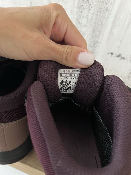 Зимові черевики adidas, 35 р