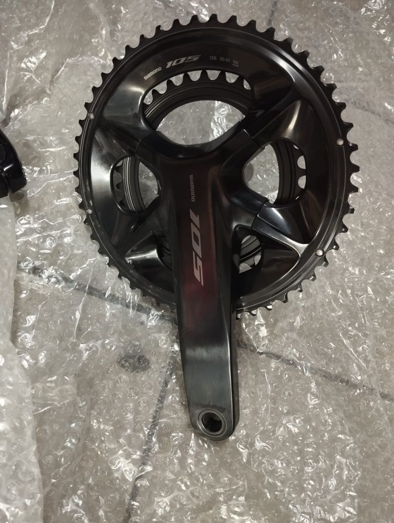 Pedaleira Shimano 105 R7100, com pratos 50x34 NOVA