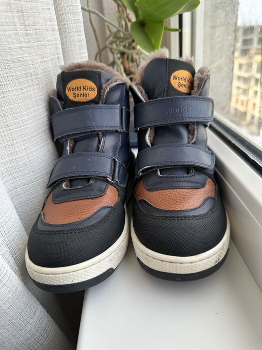 Зимнє взуття для хлопчика