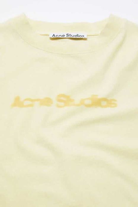Футболка Acne Studios Blurred Logo T-Shirt Pale Yellow