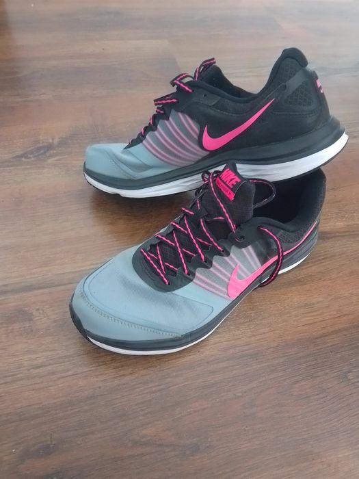 Nike Dual Fusion X stan bdb