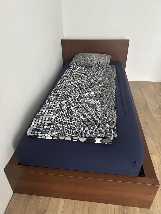 Łóżko Ikea Malm 210x90 z materacem i kompletem poscieli