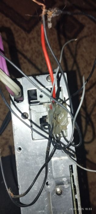 Aвтомагнітолы три шт. -1000гр