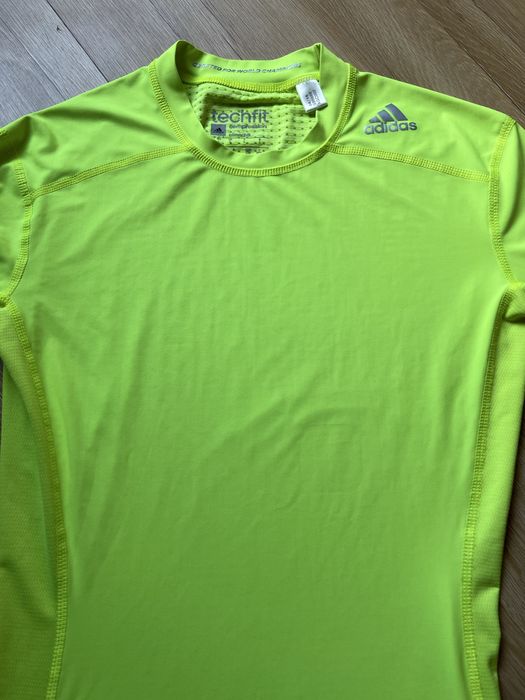 Adidas techfit Compression bluzka z długim rękawem roz.L z lajkry